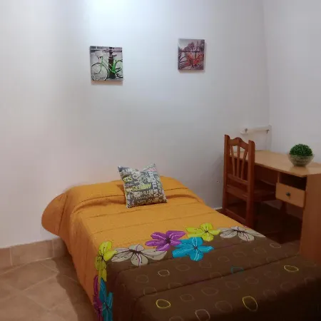 펜션 Cueva Privada Y Piscina Compartida El Tarahal